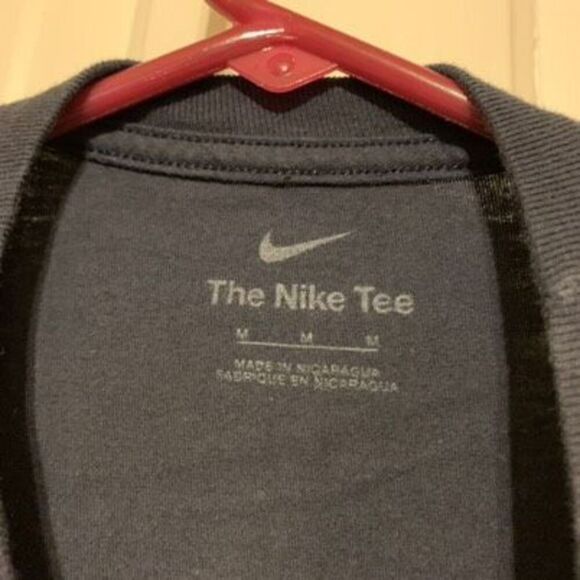 Houston Texans Size Medium The Nike Tee T-Shirt - Picture 4 of 5